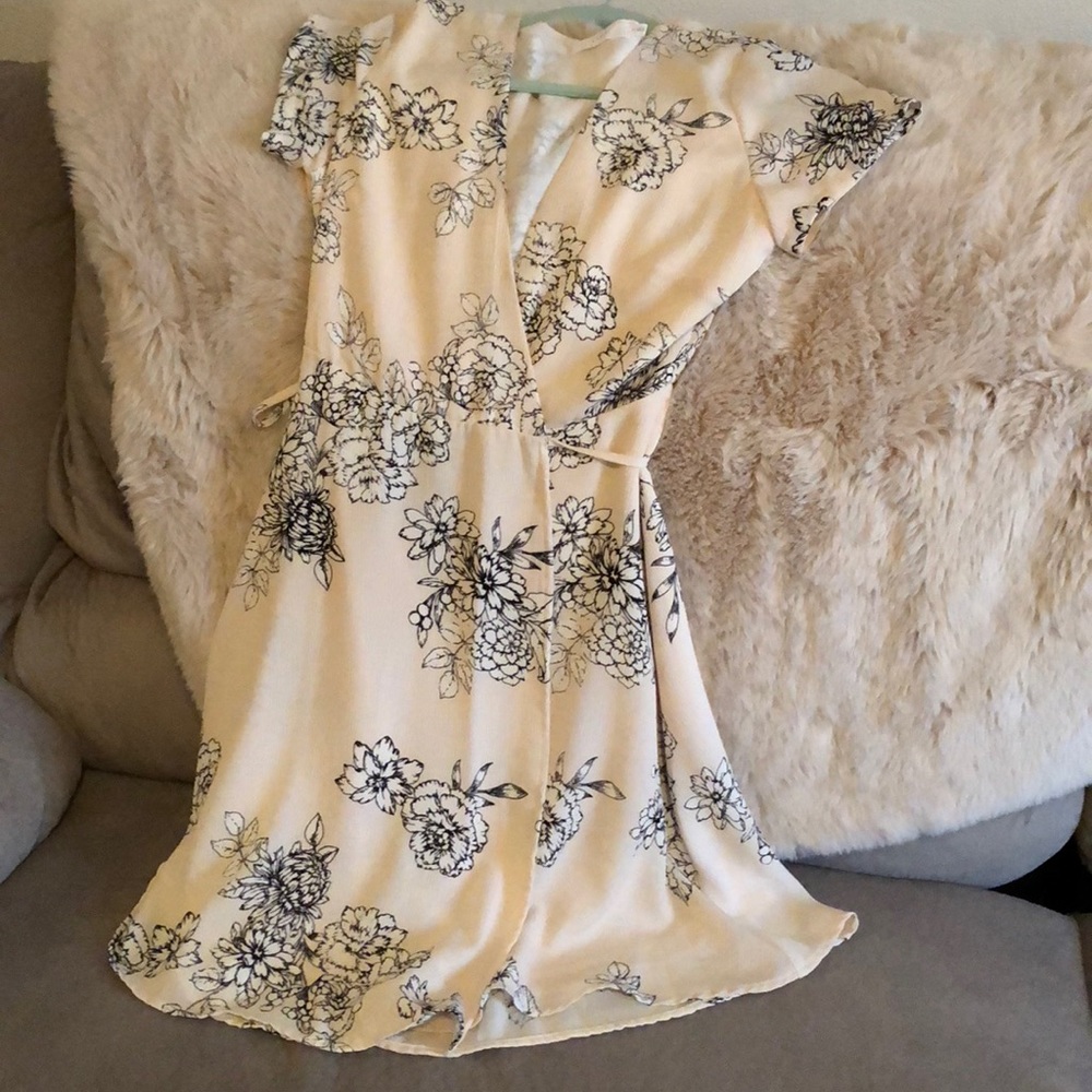 Lush Light Pink Blush Floral Wrap Dress